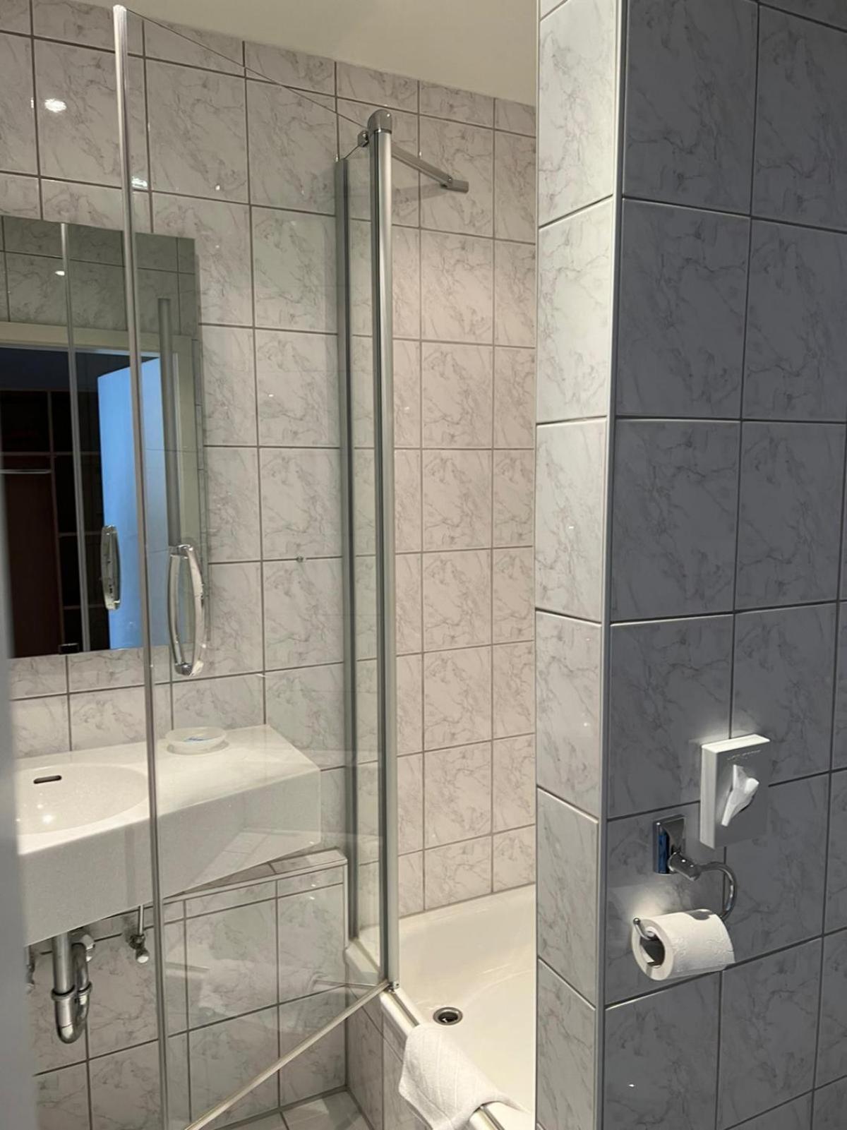 Hotel Baeren Villingen-Schwenningen Room photo